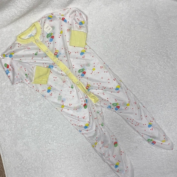 curity Other - NWT vintage curity unisex, gender neutral, bears, balloons ands hearts 12/18m